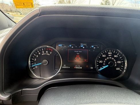 Used 2020 Ford F150 Platinum w/ Equipment Group 701A Luxury image 21