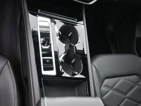 New 2026 Volkswagen Atlas SE image 17