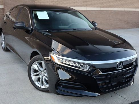 Used 2018 Honda Accord LX image 7
