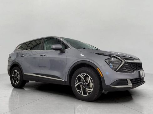 Used 2025 Kia Sportage LX FWD image 1