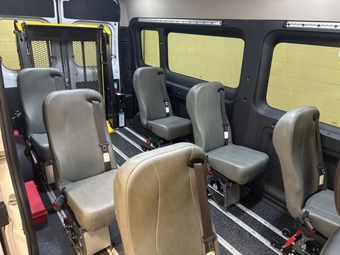 Used 2016 RAM ProMaster 2500 image 11