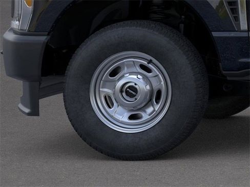 New 2026 Ford F250 XL image 19