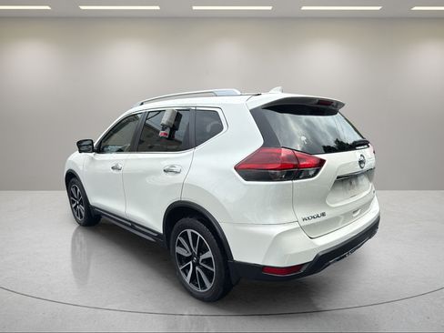 Used 2018 Nissan Rogue SL w/ Premium Package AWD/4WD image 8