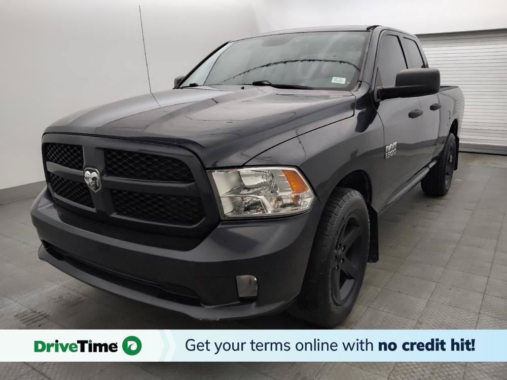 Used 2017 RAM 1500 Express RWD image 1