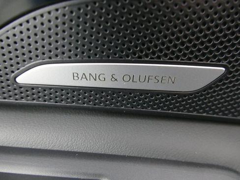 New 2025 Audi Q5 Premium Plus image 12