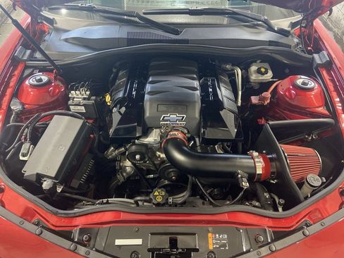 Used 2015 Chevrolet Camaro SS w/ LPO, Black Appearance Package RWD image 30