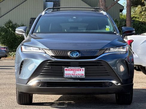 Certified 2021 Toyota Venza XLE w/ Softex Package AWD/4WD image 8