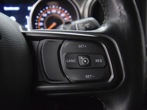 Used 2020 Jeep Wrangler Sport AWD/4WD image 36
