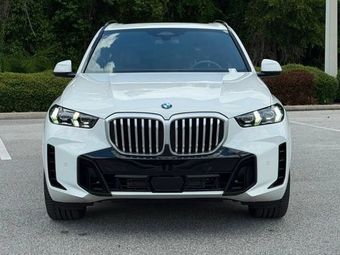 Used 2026 BMW X5 xDrive40i w/ M Sport Package AWD/4WD image 8