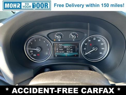 Used 2018 Buick Enclave Essence image 18