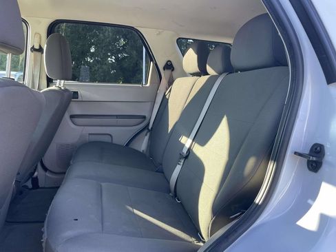 Used 2012 Ford Escape XLS AWD/4WD image 11