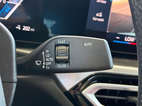 Used 2023 BMW i4 eDrive40 RWD image 33
