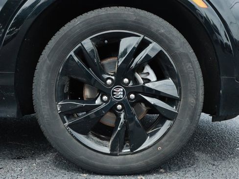 Used 2024 Buick Encore GX Sport Touring FWD image 5