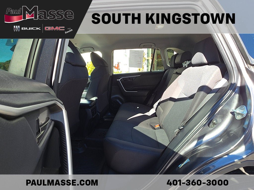 Used 2023 Toyota RAV4 LE AWD/4WD image 20