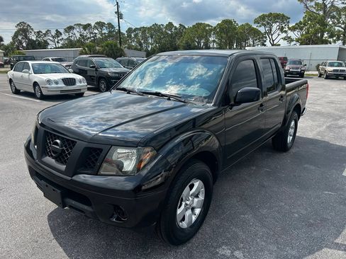 Used 2012 Nissan Frontier SV RWD image 10