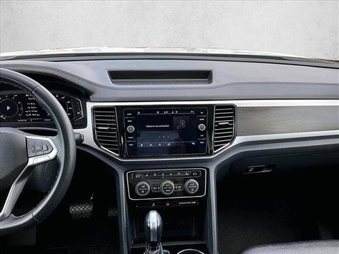 Used 2022 Volkswagen Atlas SE FWD image 8