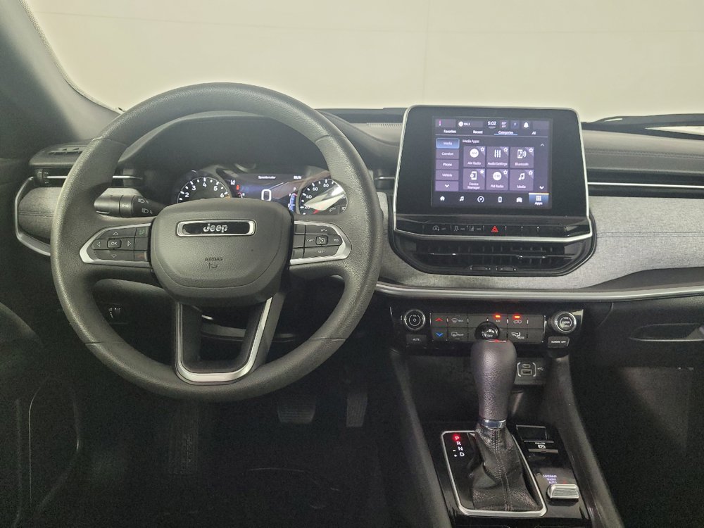 Used 2025 Jeep Compass Sport AWD/4WD image 22