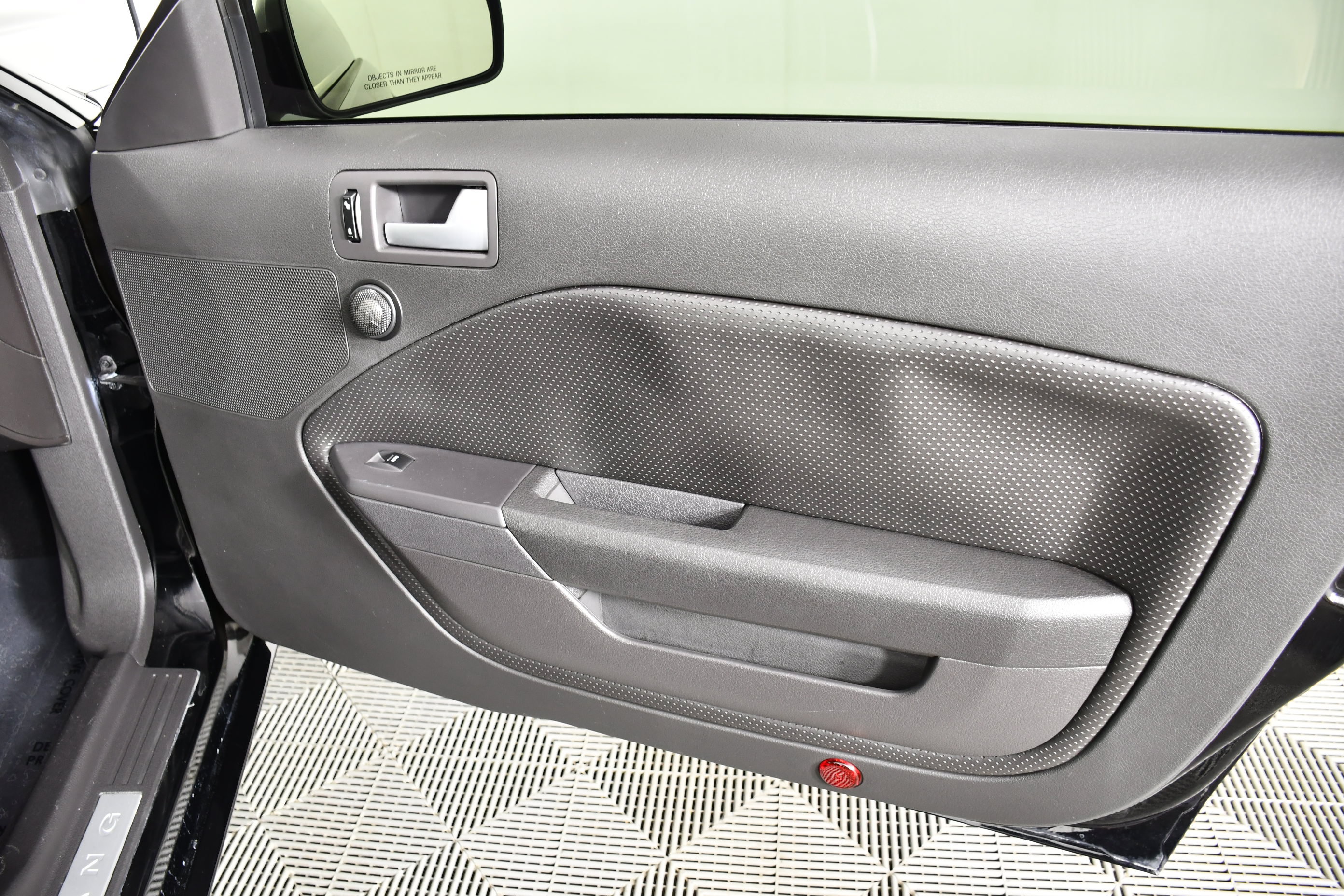 Used 2008 Ford Mustang GT RWD image 35