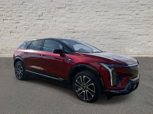 New 2026 Cadillac Optiq Sport 2 image 7