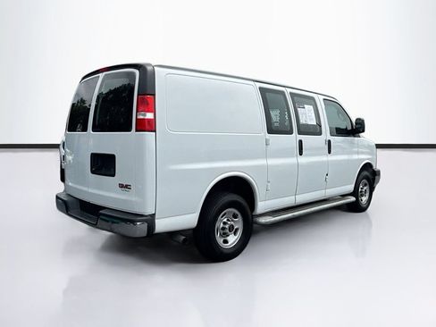 Used 2024 GMC Savana 2500 w/ Driver Convenience Package RWD image 9