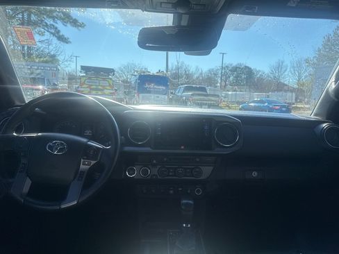 Used 2019 Toyota Tacoma TRD Pro w/ Desert Air Intake Package image 9