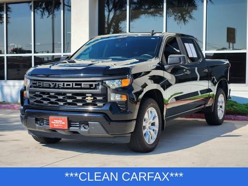 Used 2022 Chevrolet Silverado 1500 Custom image 3