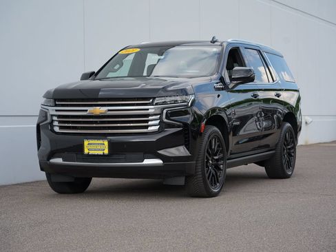 Used 2021 Chevrolet Tahoe High Country w/ Premium Package 2 AWD/4WD image 7