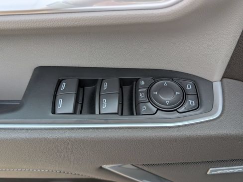New 2026 Chevrolet Silverado 2500 LTZ w/ LTZ Texas Edition AWD/4WD image 14