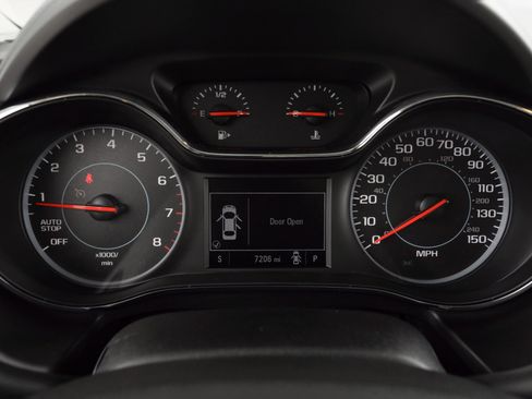 Used 2018 Chevrolet Cruze LT image 34