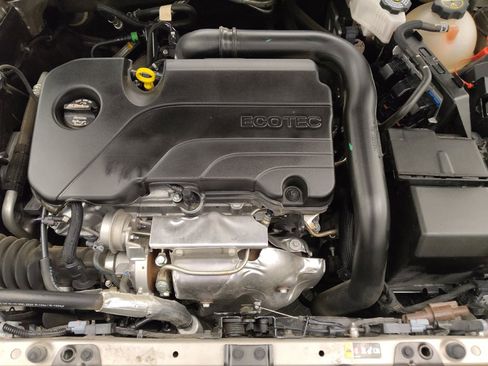 Used 2025 Chevrolet Malibu LS FWD image 30