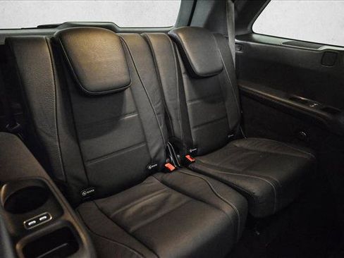 Certified 2025 Mercedes-Benz GLS 450 4MATIC image 23