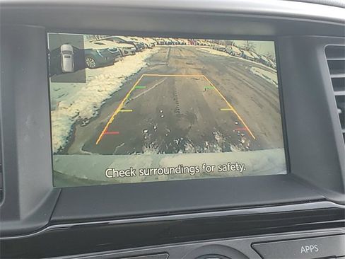 Used 2020 Nissan Pathfinder SV image 26