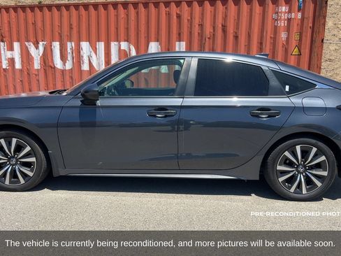 Used 2023 Honda Civic EX-L image 9