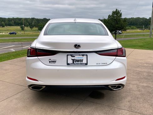 Used 2019 Lexus ES 350 w/ Premium Package FWD image 5