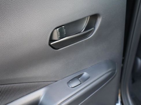 Used 2025 Nissan Kicks Play S image 28