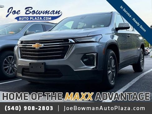 Used 2023 Chevrolet Traverse LT AWD/4WD image 1