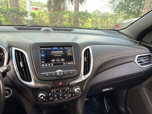 Used 2019 Chevrolet Equinox LT FWD image 37