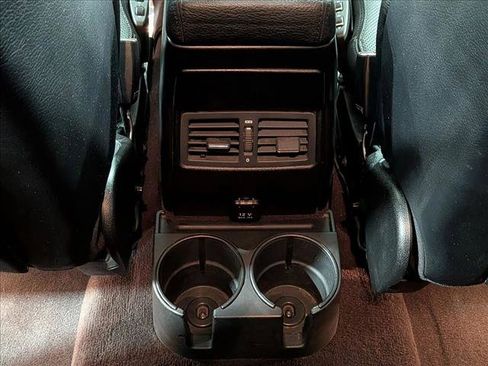 Used 2011 Mercedes-Benz G 550 image 18