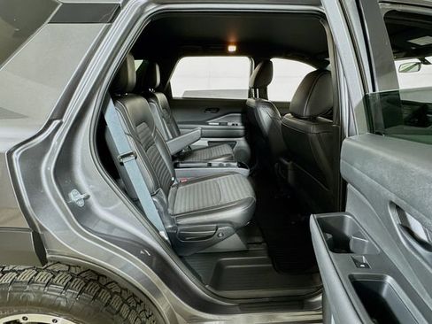 Used 2024 Nissan Pathfinder Rock Creek AWD/4WD image 25