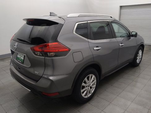 Used 2017 Nissan Rogue SV w/ SV Premium Package FWD image 9
