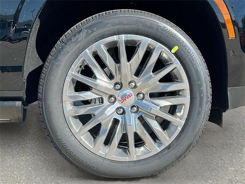 New 2026 GMC Yukon XL Denali w/ Sun & Power Step Package image 19