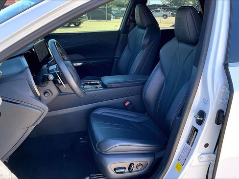 Used 2024 Lexus RX 350 F Sport w/ Convenience Package image 8