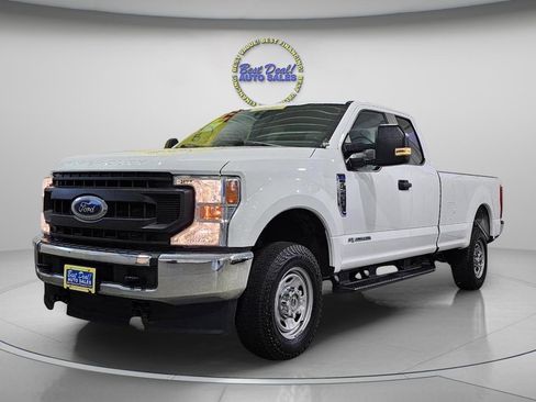 Used 2020 Ford F250 XL w/ Power Equipment Group AWD/4WD image 2