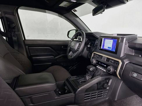 Used 2024 Toyota Tacoma SR RWD image 34