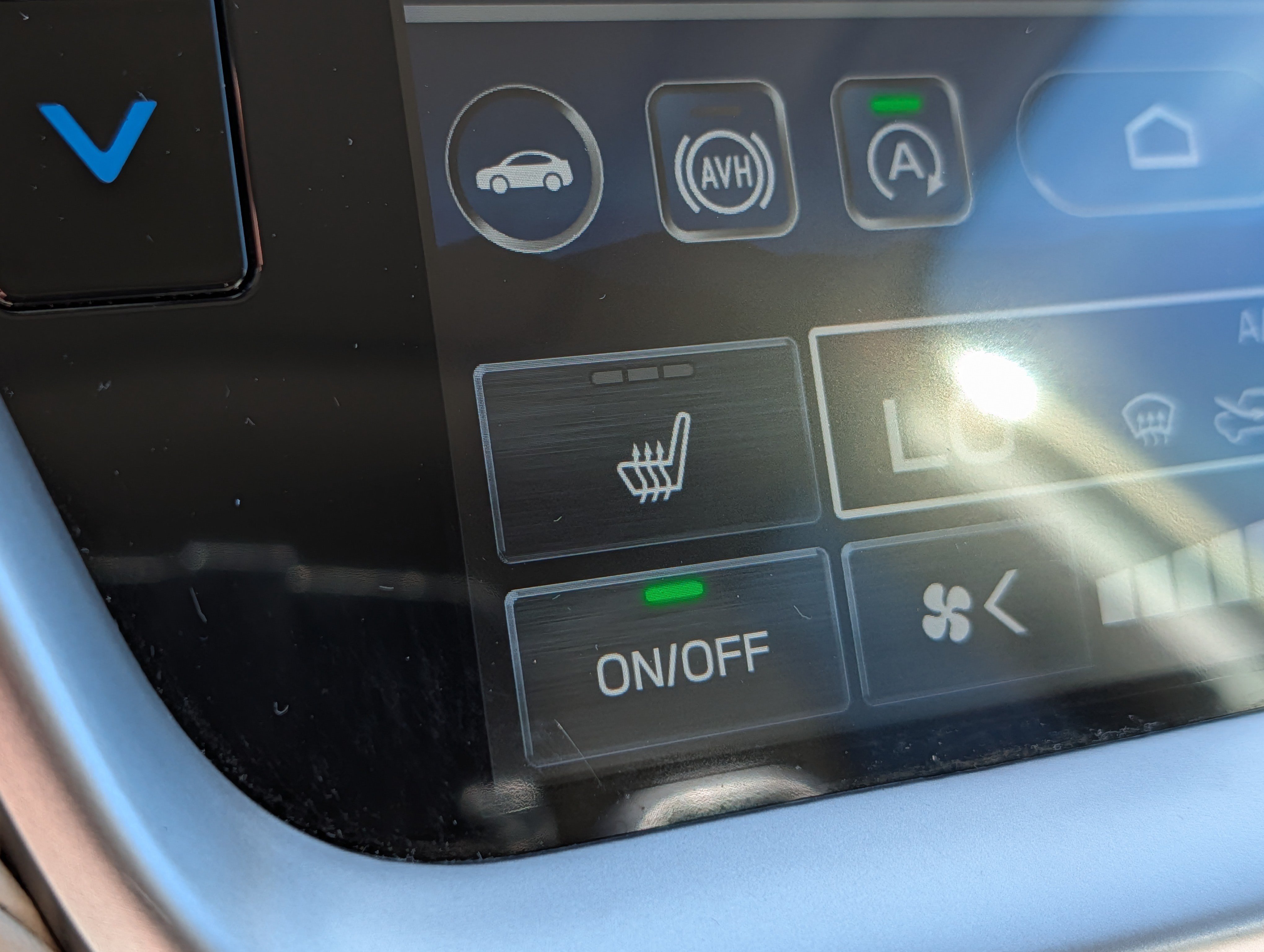 Certified 2025 Subaru Outback Premium AWD/4WD image 28
