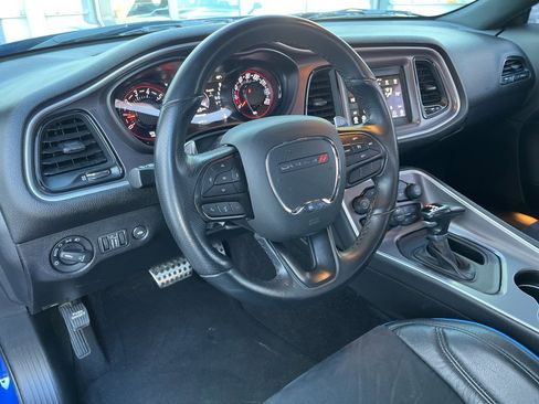 Used 2022 Dodge Challenger R/T w/ Blacktop Package image 2