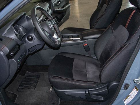 Used 2025 Nissan Sentra SR w/ Midnight Edition FWD image 7