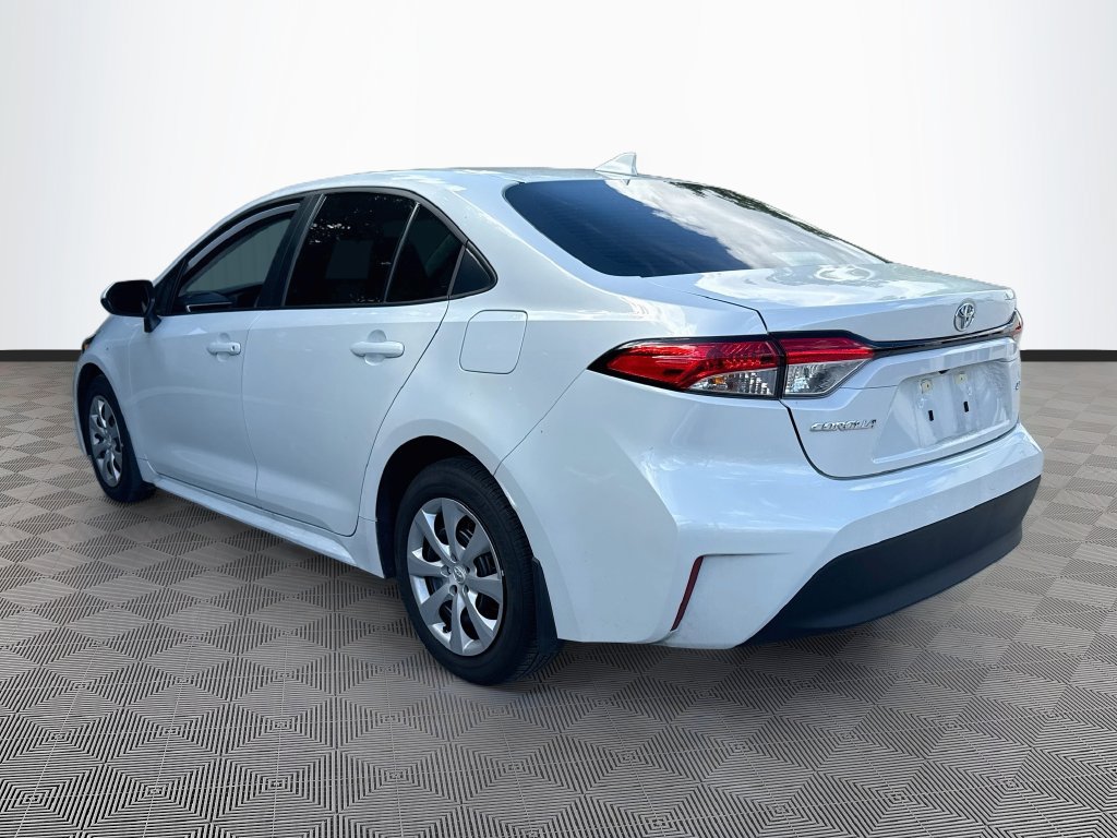 Used 2026 Toyota Corolla LE FWD image 8