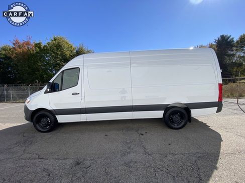 Used 2025 Mercedes-Benz Sprinter 2500 image 5