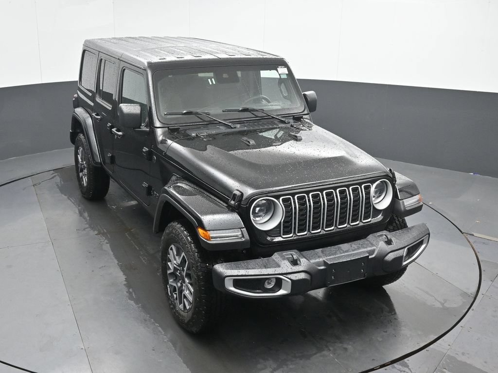 Used 2025 Jeep Wrangler Unlimited Sahara AWD/4WD image 34